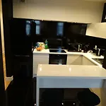 Black&white Apartment- Wierzbowa 5 Appartement Poznań