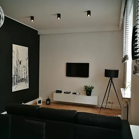 Black&white Apartment- Wierzbowa 5 بوزنان