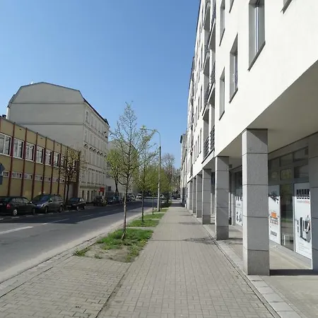 Black&white Apartment- Wierzbowa 5 شقة بوزنان