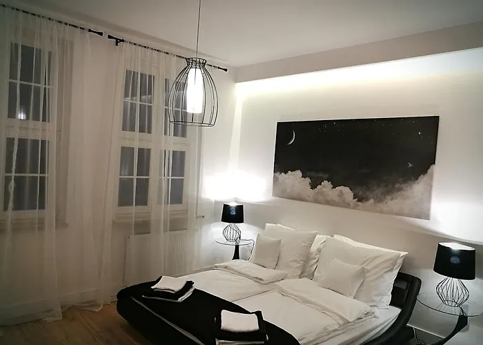 Black&white Apartment- Wierzbowa 5