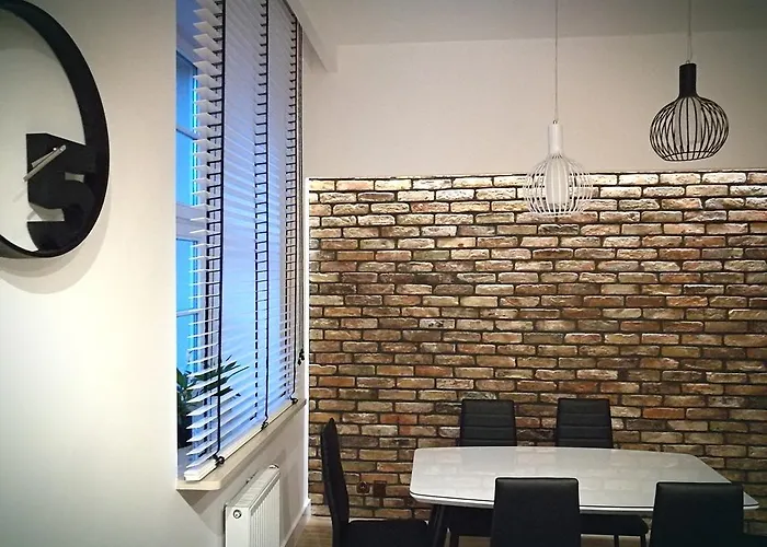 Black&white Apartment- Wierzbowa 5 *